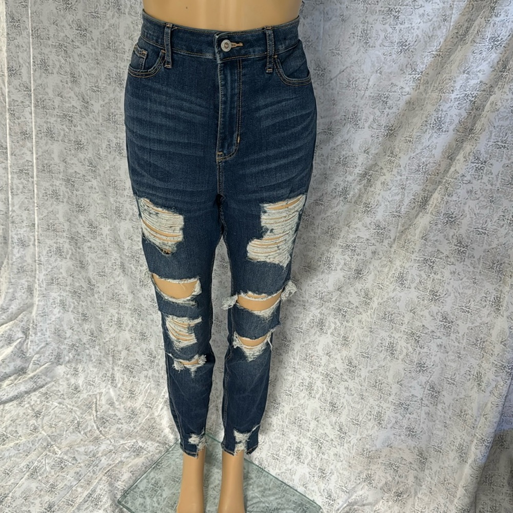Hollister Curvy Ultra High-Rise Super Skinny Classic Stretch. 9L W29L32